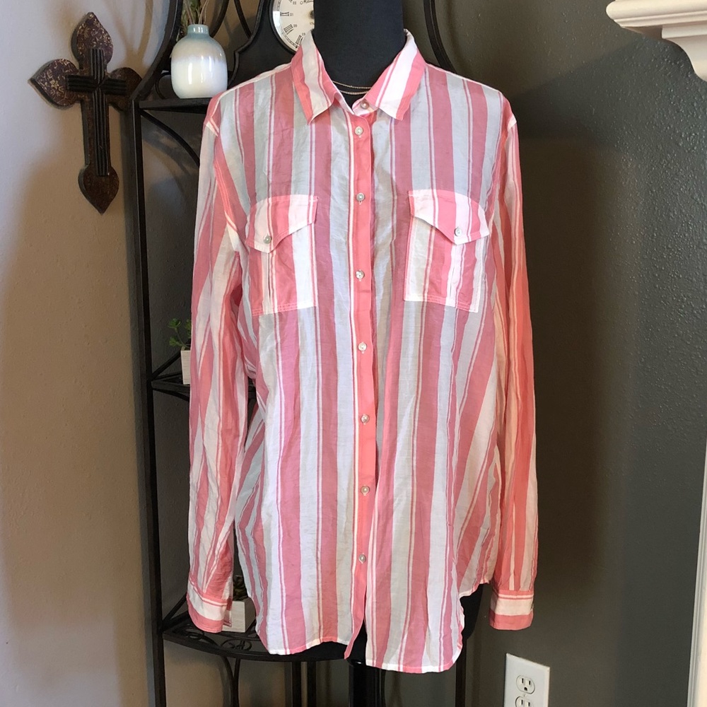 Victoria’s Secret Boyfriend Shirt